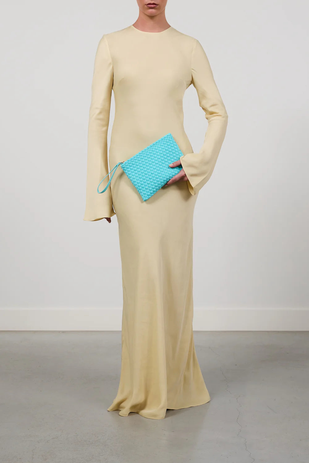 Marrea Clutch Ocean Air