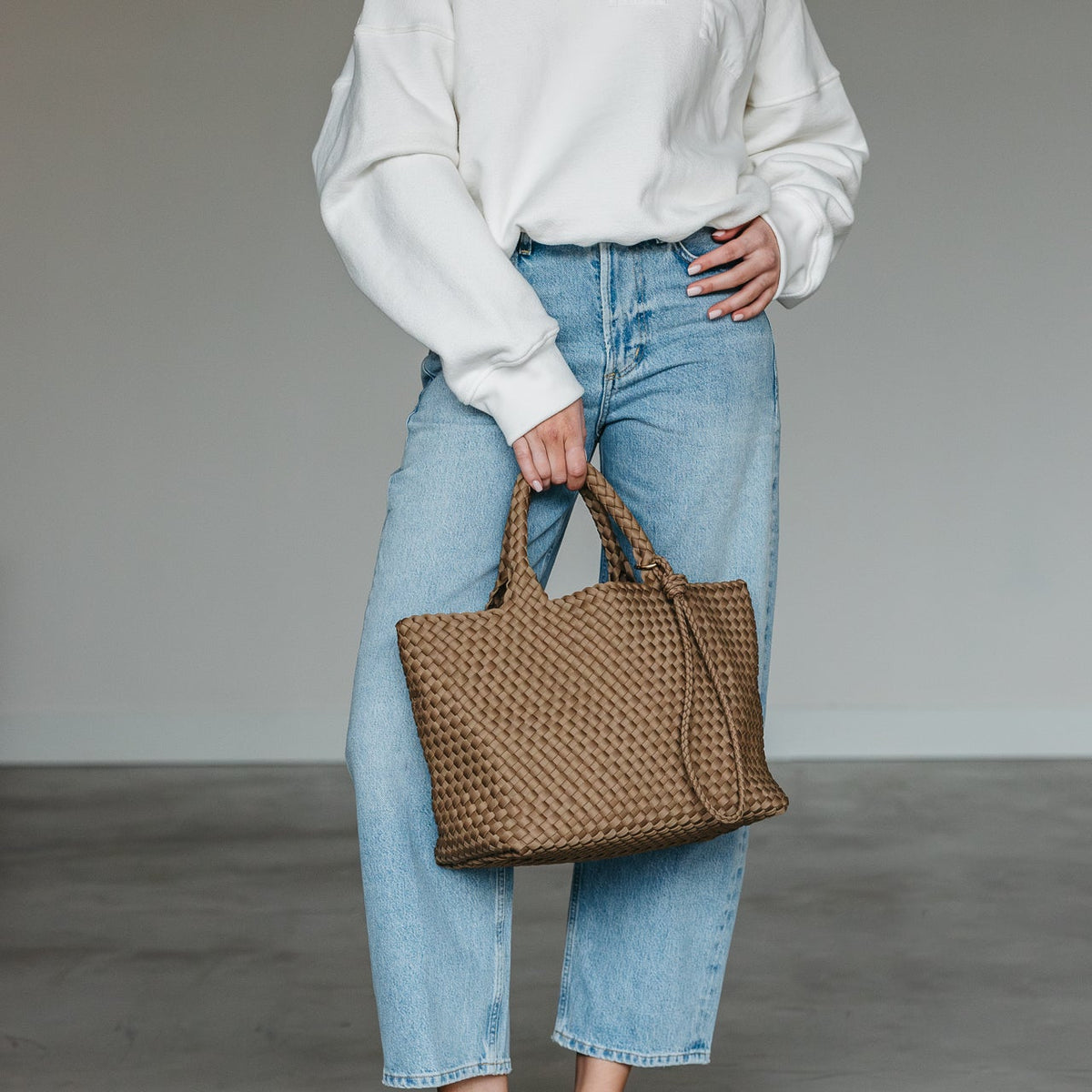Marrea Medium Retro Sand