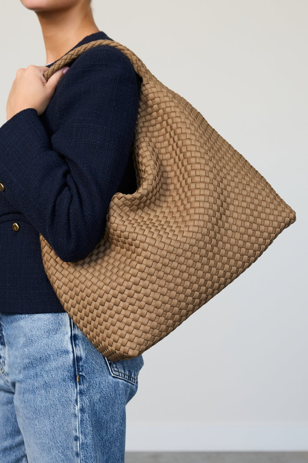 Marrea Large Bucket Retro Sand